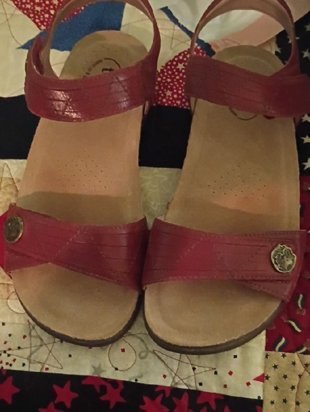Taos Comfortable Women's Brown Leather Sandals - Picture 2 of 3